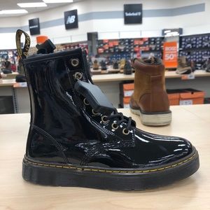 (DEPOP) Black laceup drmartens (Zavala:p lamper)